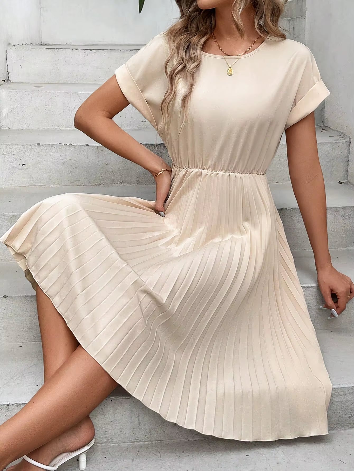 Cross Border European and American Women'S Fashionable and Elegant Ruffled Sleeve Pleated Dress