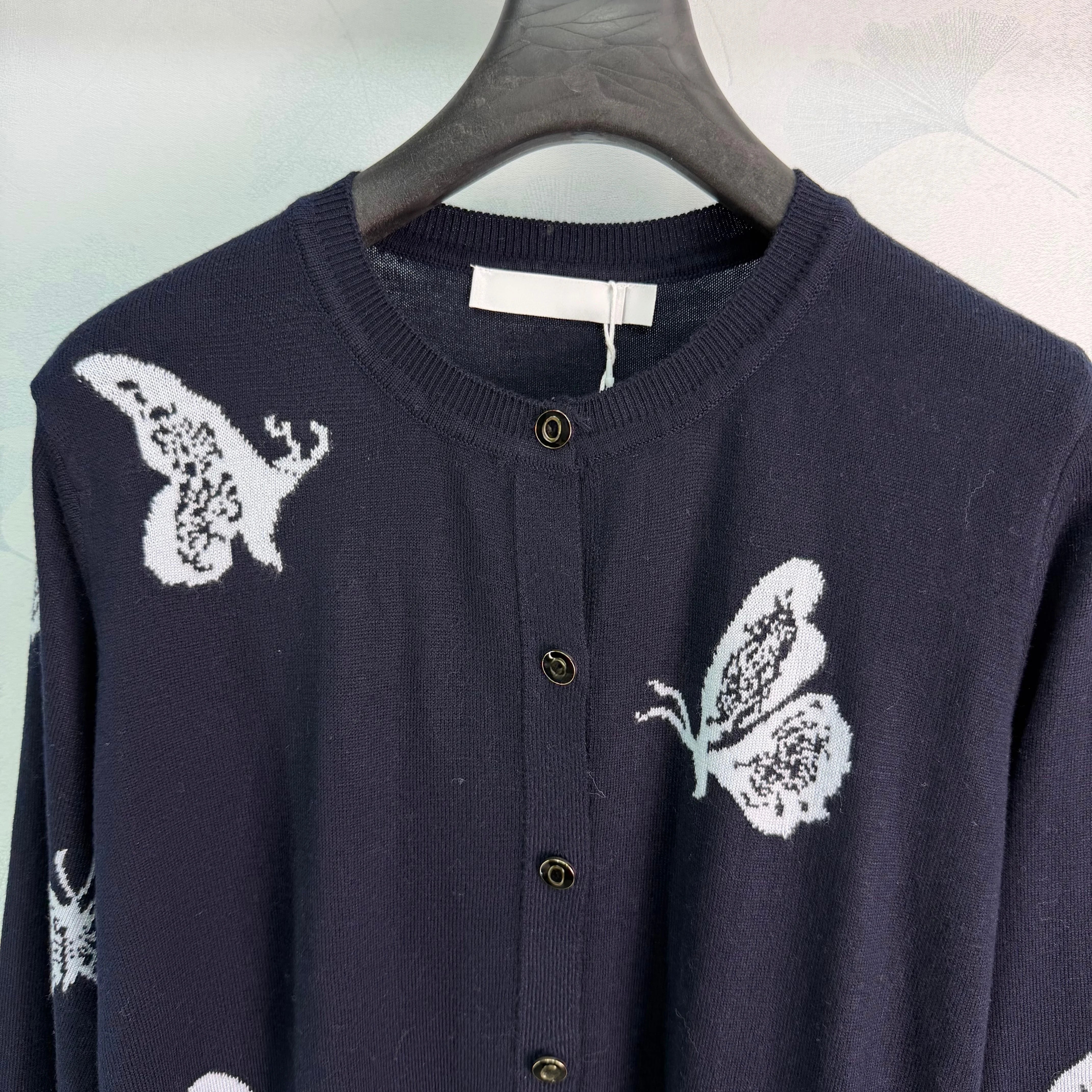 2026 Women Knitwear Crew Neck Butterfly Jacquard Cardigan Front Button Closure Ribbed Hem Cuff