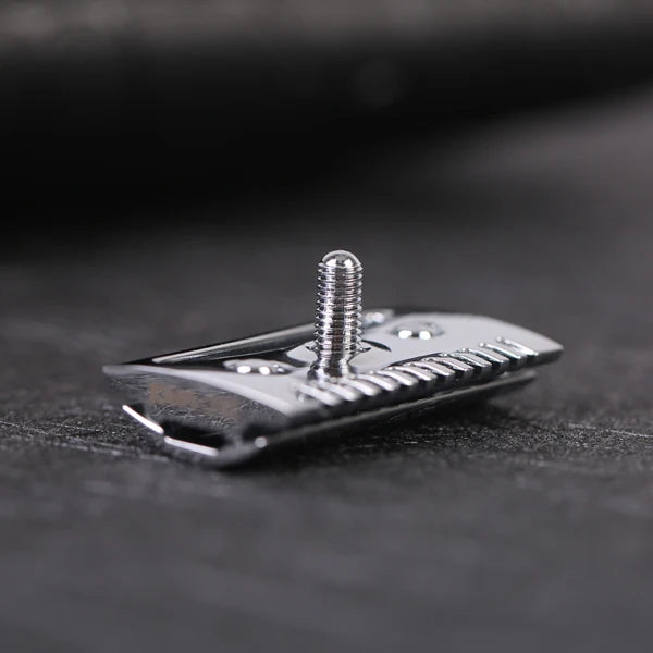 "The FLIPSIDE by YAQI" A Dual Comb Dual Aggression Level Mens Razor Head In Chrome