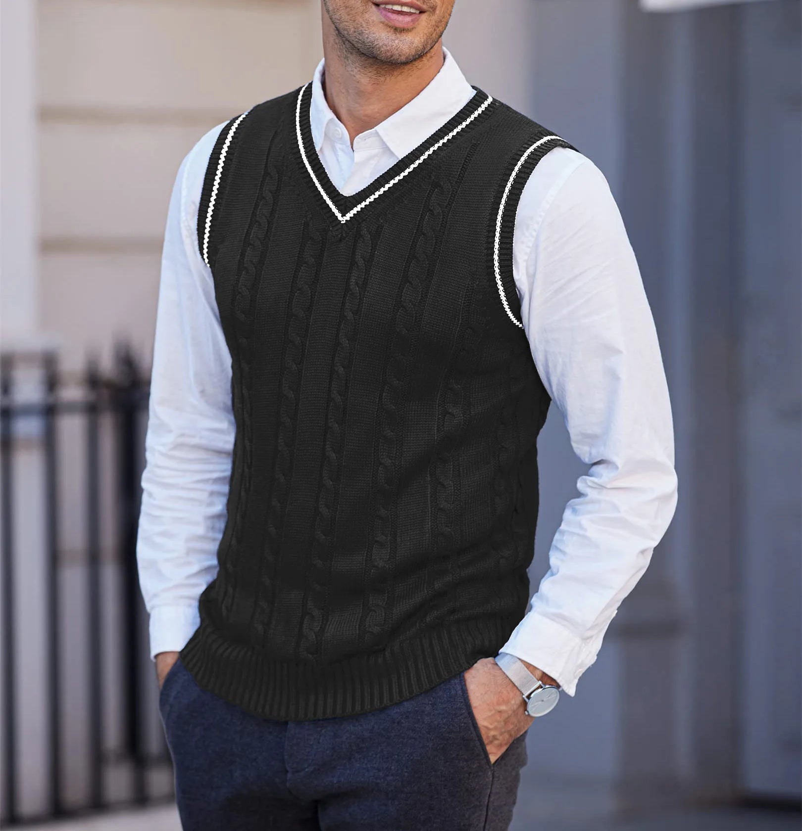 New Men's Knit V-Neck Sweater Vest Contrast Color Stripe Design Sleeveless Knitted Pullover Sweaters Men Smart Casual Waistcoats
