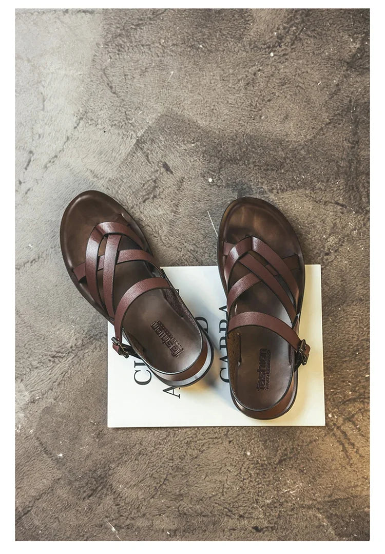 Fashion New Men Gladiators Black Buckle Strap Patent Leather Casual Shoes Summer Rome Breathable Beach Sandals Outdoor Slippers