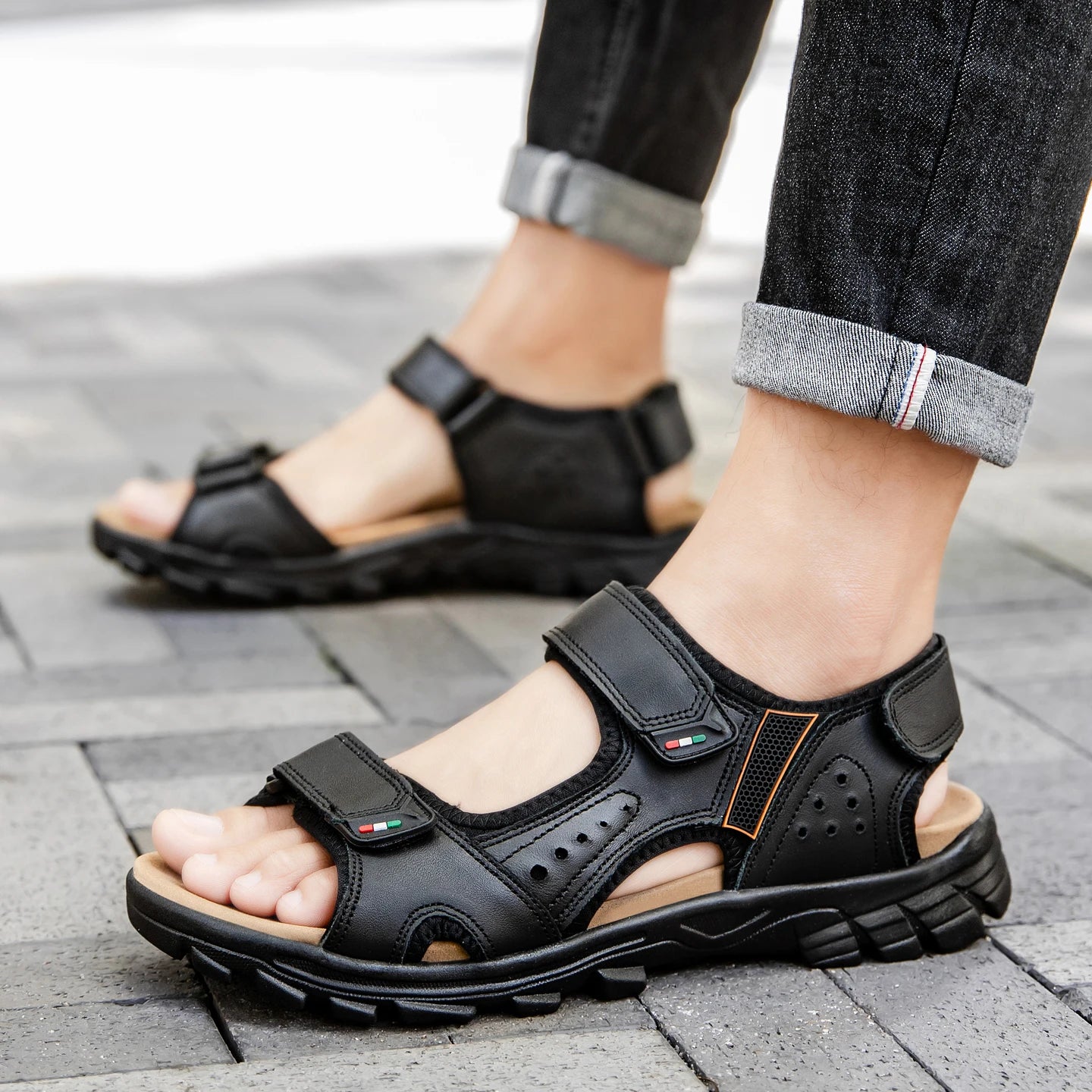 Outdoor Summer Sandals Outdoor Men's Leather Beach Shoes Breathable Casual Sandalias Man Wading Shoes Non-slip Slippers Sandaly