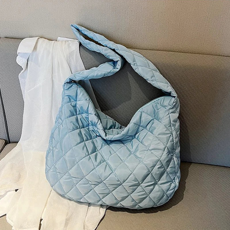 Women Large Capacity Quilted Tote Bag Winter Warm Lightweight Down Cotton Padded Plaid Shoulder Bags Underarm Bags Puffy Handbag