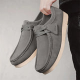 Men's Lightweight Casual Shoes One pair of men's spring/summer outdoor casual running shoes Sizes 39 to 47