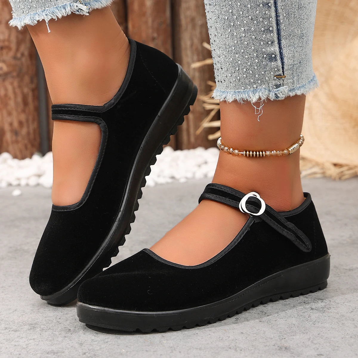 Women's Spring Comfortable and Durable Solid Color Versatile Lightweight Soft Bottom Casual Fashion One Step Sneakers