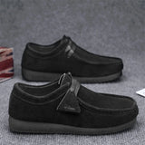 Men's Lightweight Casual Shoes One pair of men's spring/summer outdoor casual running shoes Sizes 39 to 47