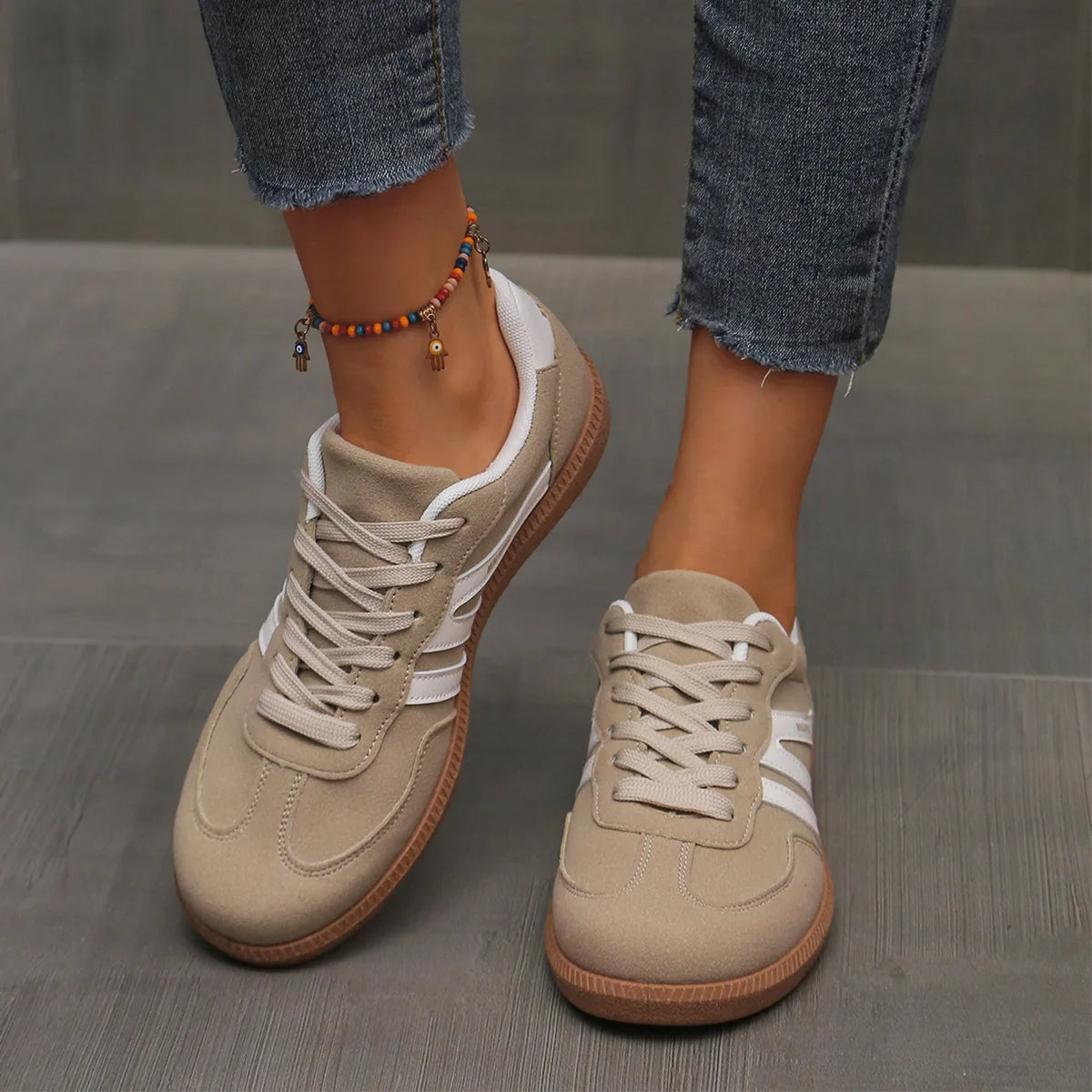 Women Sneakers 2026 Spring New Luxury Flat Loafers Comfortable Slip on Soft Female Sneakers Lightweight Outdoor Shoes for Women