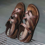 Fashion New Men Gladiators Black Buckle Strap Patent Leather Casual Shoes Summer Rome Breathable Beach Sandals Outdoor Slippers