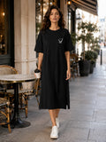 Smiley Letter Print Side Split Loose Oversized Women T‑Shirt Maxi Dress, Crew Neck Short Sleeve Casual Long Tee Dress, Soft Loungewear Nightgown, Streetwear Sundress for Daily Home Party Vacation Travel Shopping Casual Occa