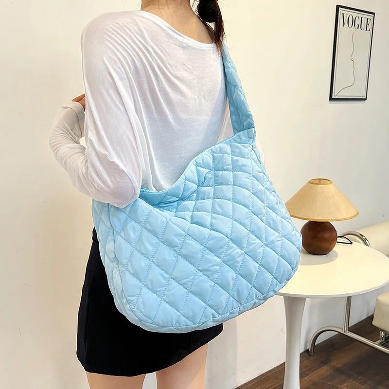 Women Large Capacity Quilted Tote Bag Winter Warm Lightweight Down Cotton Padded Plaid Shoulder Bags Underarm Bags Puffy Handbag