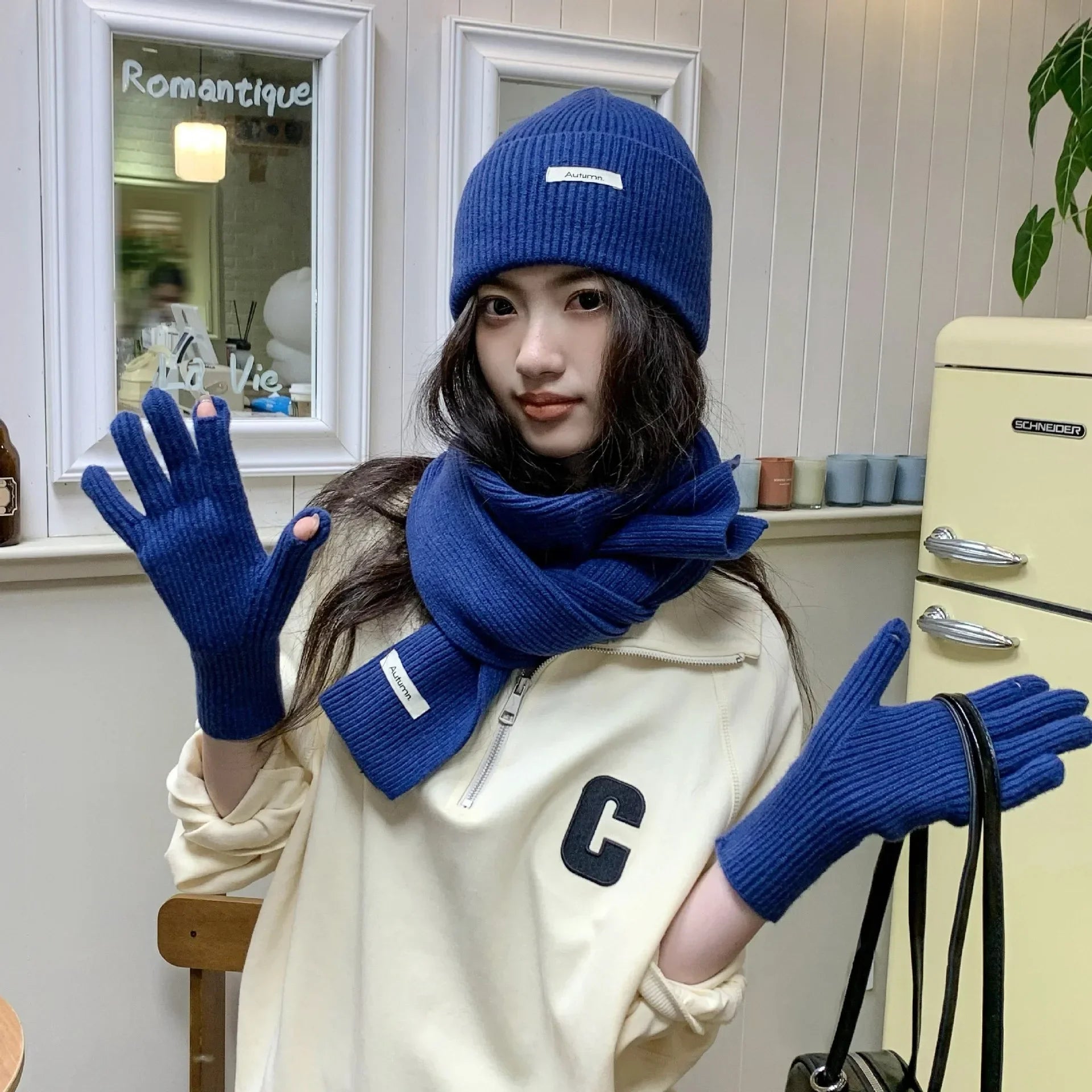 Solid Color Touch Screen Gloves Women Korean Autumn Winter Warm Knitted Three-piece Set Scarves Gloves Hat Women's Glove Sets