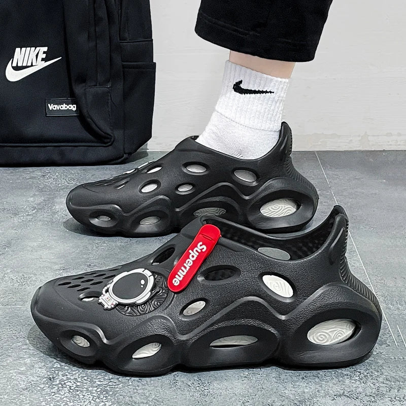 Mens Sandals Summer 2025 New Sports Wearable Durable Beach Clog Shoes Breathable Slip-On Casual Footwear Synthetic Leather