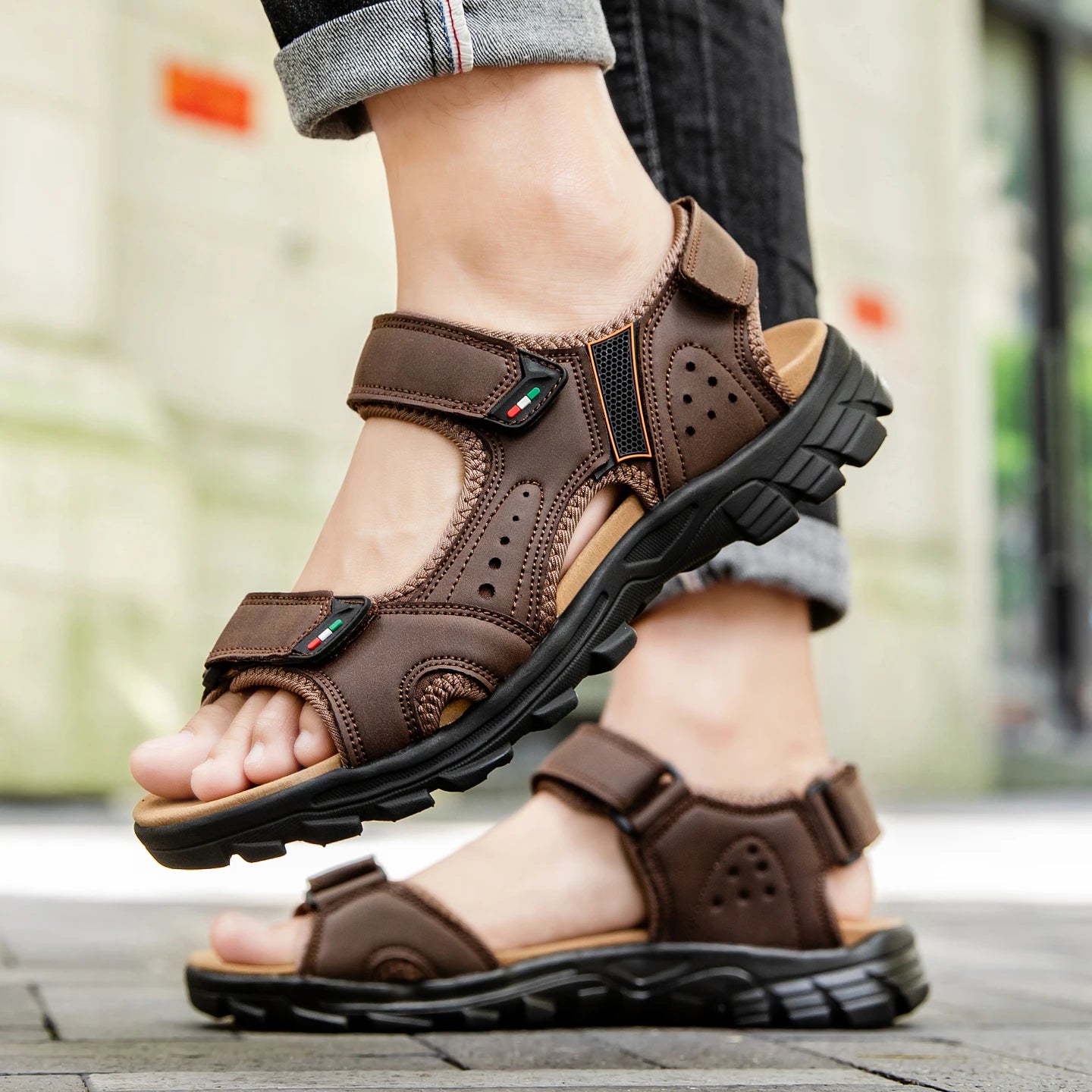Outdoor Summer Sandals Outdoor Men's Leather Beach Shoes Breathable Casual Sandalias Man Wading Shoes Non-slip Slippers Sandaly