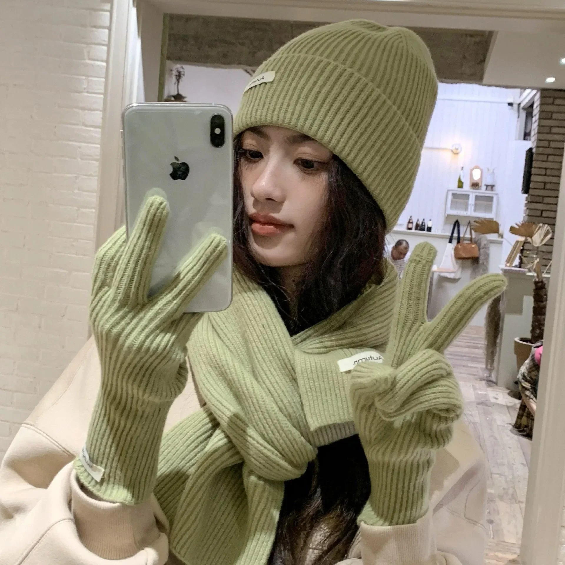 Solid Color Touch Screen Gloves Women Korean Autumn Winter Warm Knitted Three-piece Set Scarves Gloves Hat Women's Glove Sets
