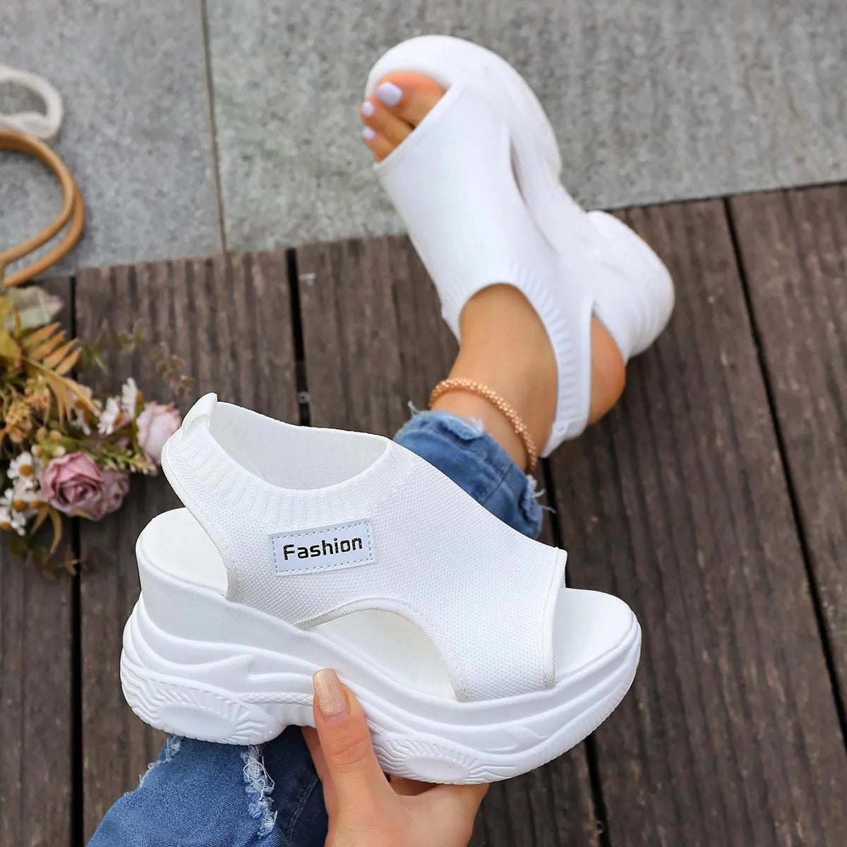 Summer Elegant and Sexy Wedge Thick Soled Sandals Fashionable Best Selling New Comfortable Plus Size Beach Women's Shoes