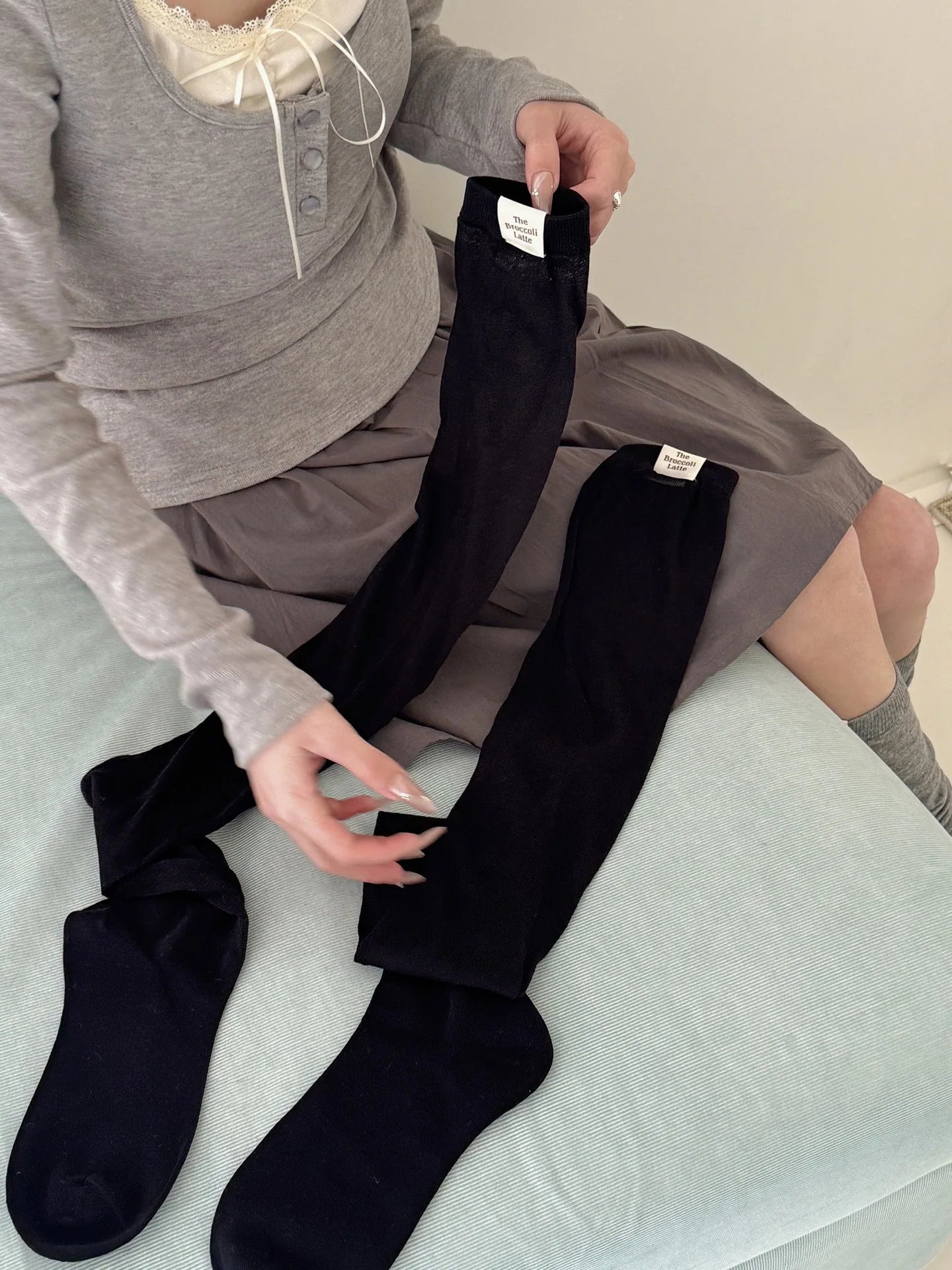 Korean Thigh High Socks Women Stockings Solid Color Mesh Calf Socks Stockings Japanese JK Knee High Socks Thigh High Stockings