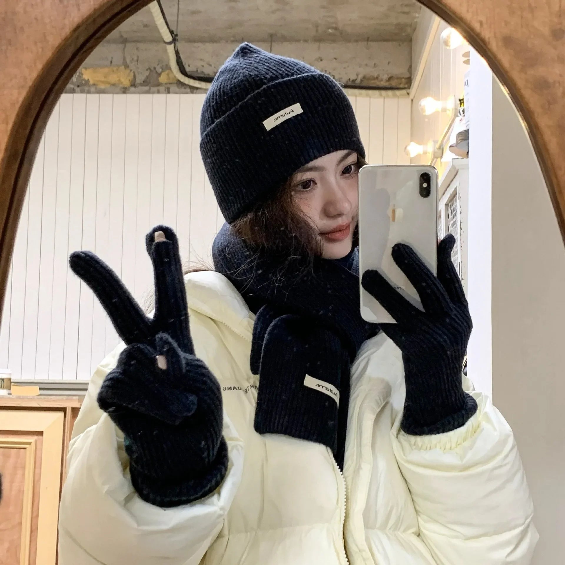 Solid Color Touch Screen Gloves Women Korean Autumn Winter Warm Knitted Three-piece Set Scarves Gloves Hat Women's Glove Sets