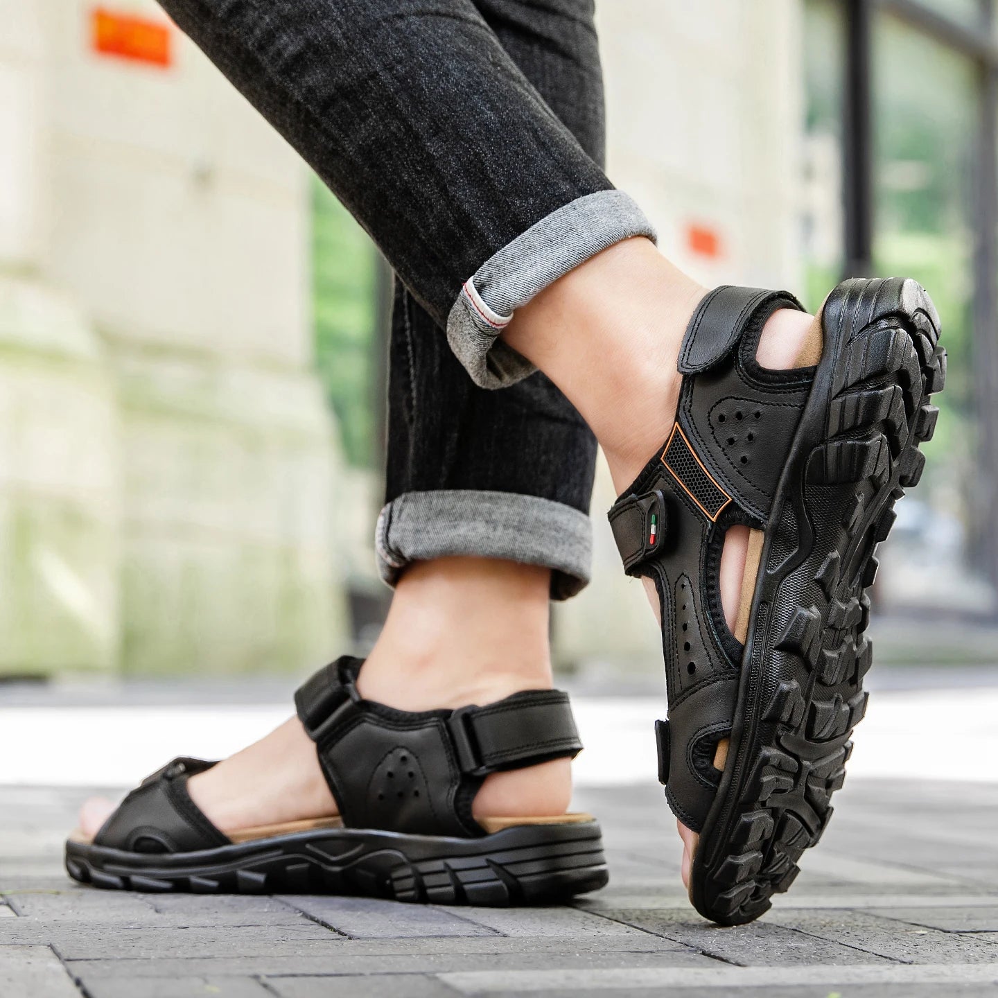 Outdoor Summer Sandals Outdoor Men's Leather Beach Shoes Breathable Casual Sandalias Man Wading Shoes Non-slip Slippers Sandaly