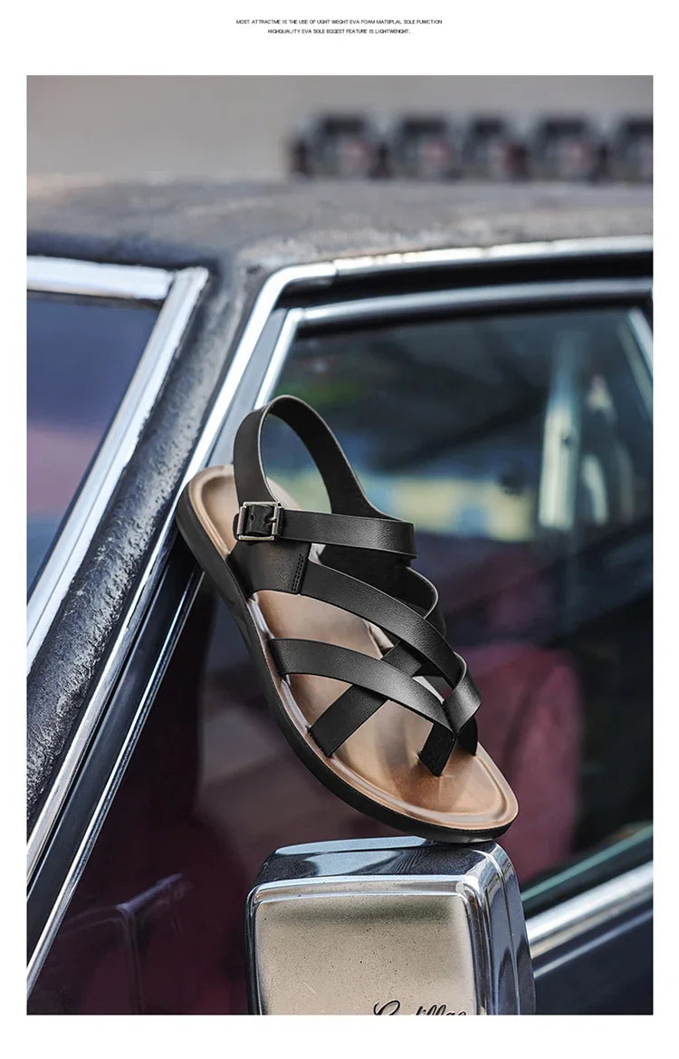 Fashion New Men Gladiators Black Buckle Strap Patent Leather Casual Shoes Summer Rome Breathable Beach Sandals Outdoor Slippers