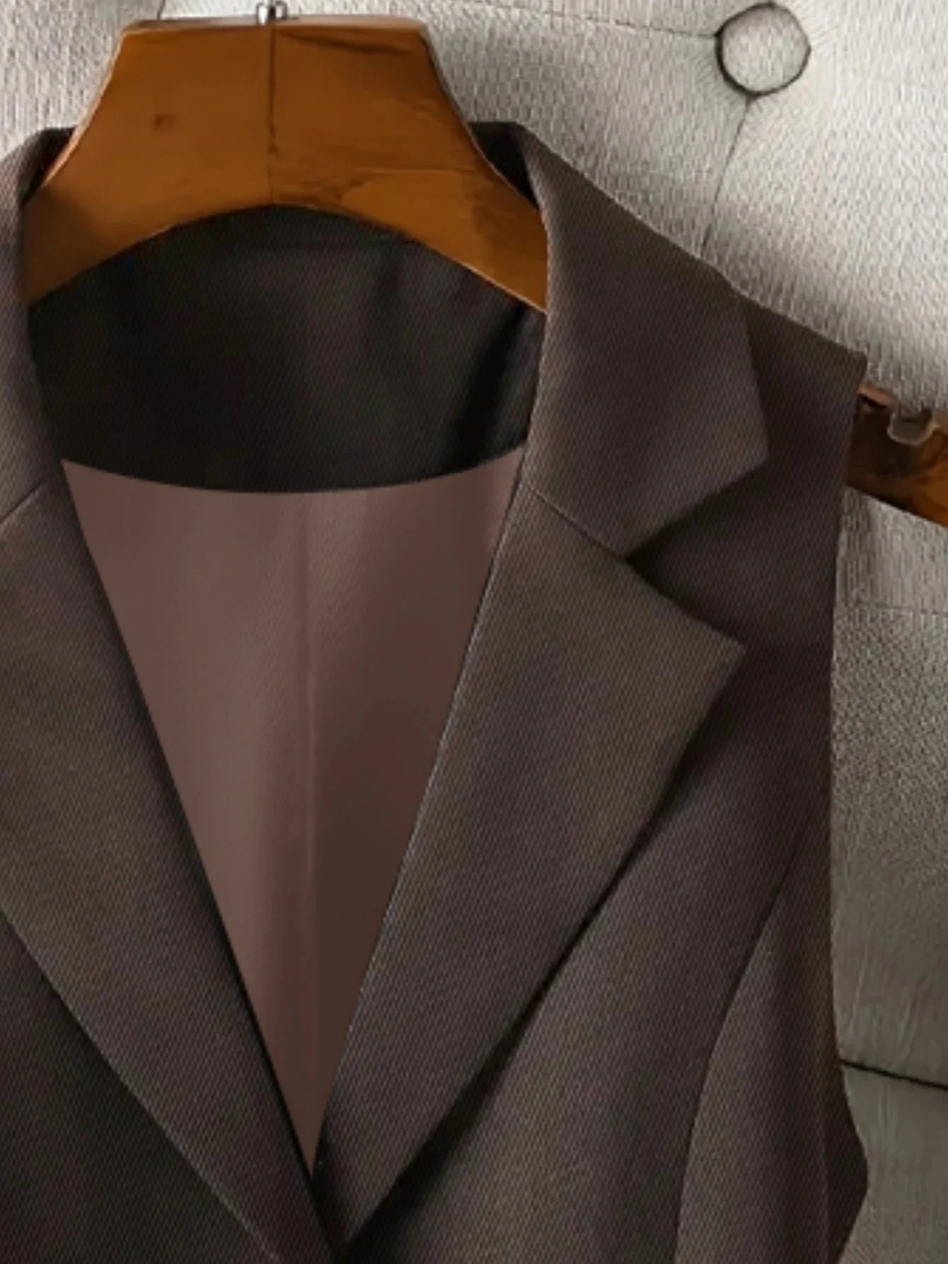 Vintage Women's Brown Custom Waistcoat Sleeveless Lapel Suit Vest Daily Commute Button Slim Design, Casual All Fold Wear