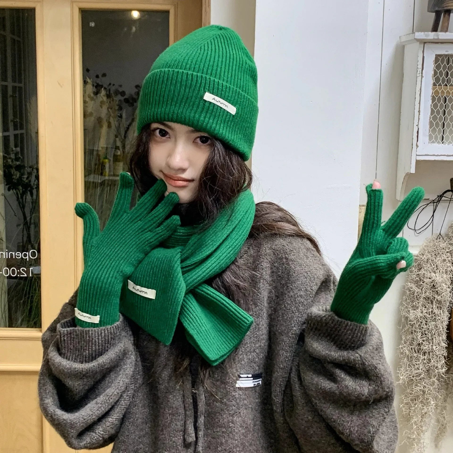 Solid Color Touch Screen Gloves Women Korean Autumn Winter Warm Knitted Three-piece Set Scarves Gloves Hat Women's Glove Sets