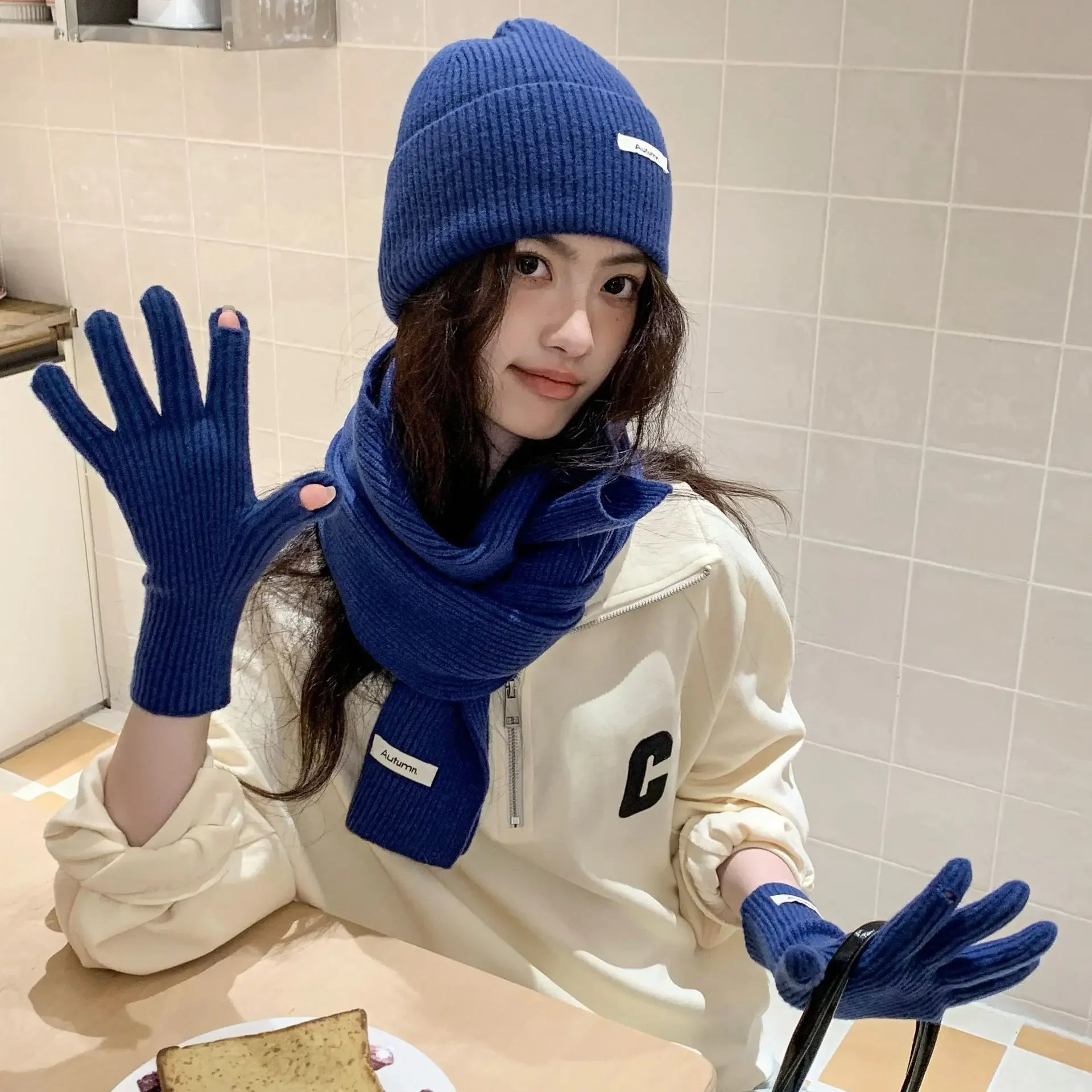 Solid Color Touch Screen Gloves Women Korean Autumn Winter Warm Knitted Three-piece Set Scarves Gloves Hat Women's Glove Sets