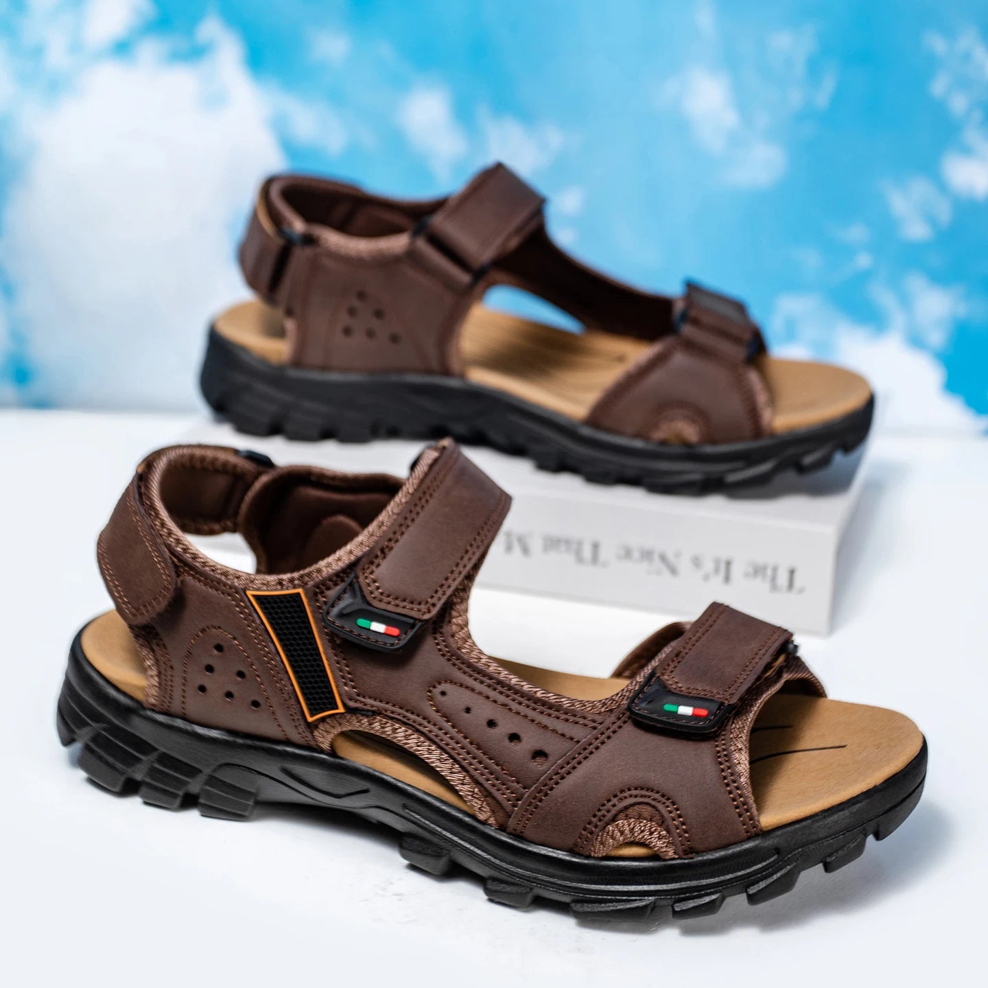 Outdoor Summer Sandals Outdoor Men's Leather Beach Shoes Breathable Casual Sandalias Man Wading Shoes Non-slip Slippers Sandaly