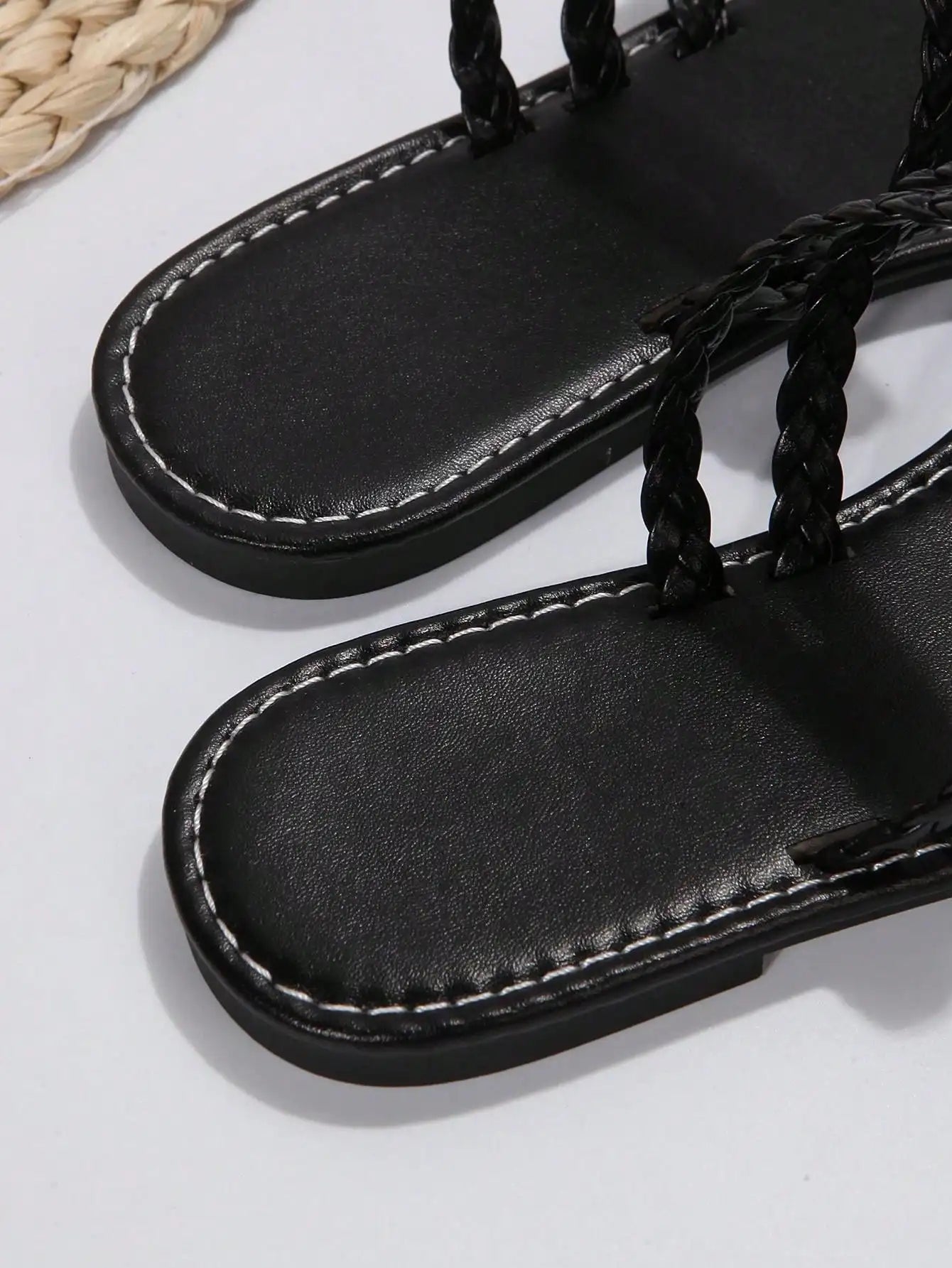 Women's Sandals Flat Sandals Fashion Soft-soled Sandals New Non-slip Sandals for Summer Light Casual Shoes 2025