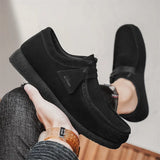 Men's Lightweight Casual Shoes One pair of men's spring/summer outdoor casual running shoes Sizes 39 to 47