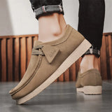 Men's Lightweight Casual Shoes One pair of men's spring/summer outdoor casual running shoes Sizes 39 to 47