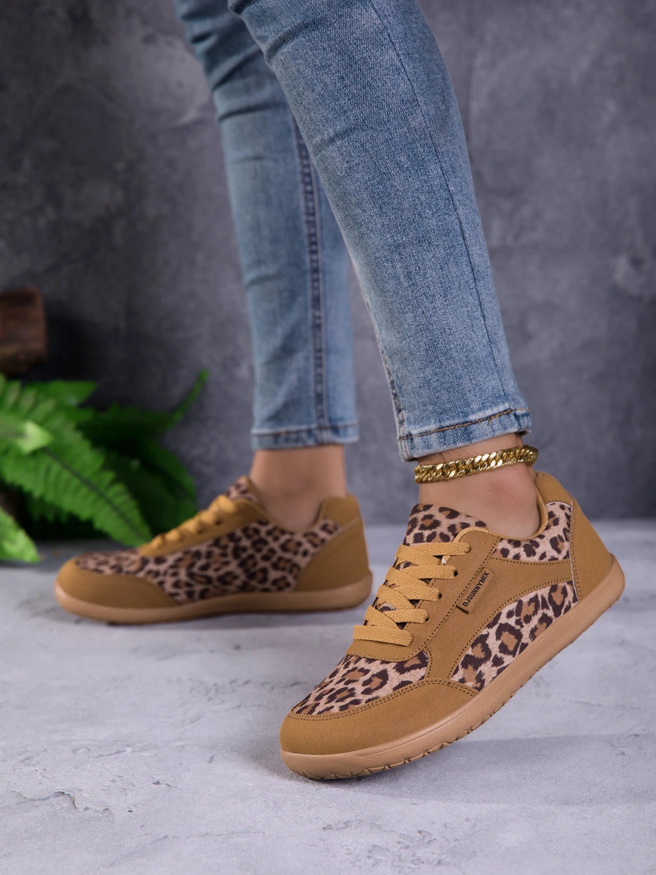 Unisex Barefoot Sneakers Women Men Wide Toe Minimalist Zero Drop Shoes Non Slip Lace Up Casual Sneaker
