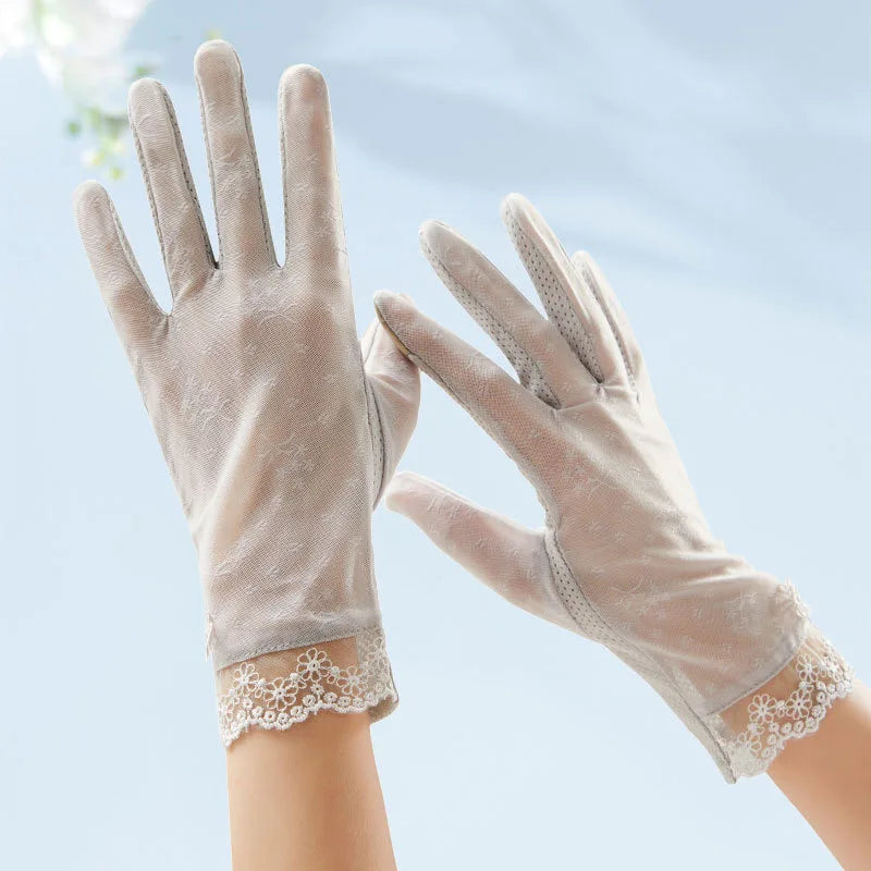 Sun Protection Lace Gloves Summer Touchscreen Breathable Non-Slip Driving Gloves Elegant Lace Design for Women Outdoor Shopping