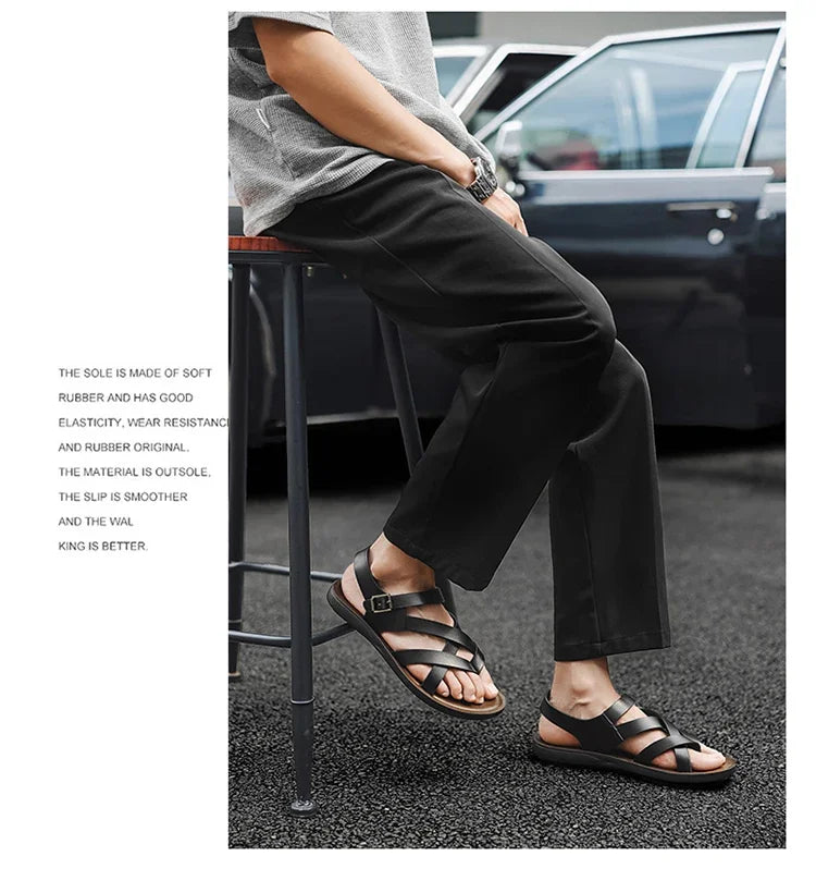 Fashion New Men Gladiators Black Buckle Strap Patent Leather Casual Shoes Summer Rome Breathable Beach Sandals Outdoor Slippers