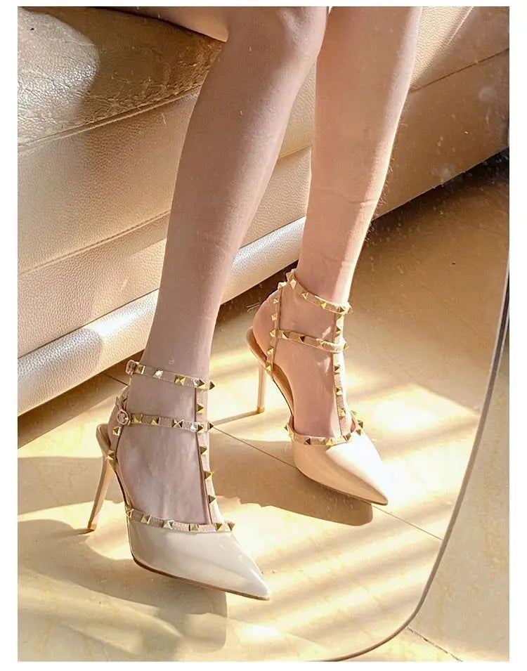 Fashion Ladies rivet high heels Luxury designer nude shoes Sexy pointed elegant shoes Women's plus size Hollow out pumps Mujer