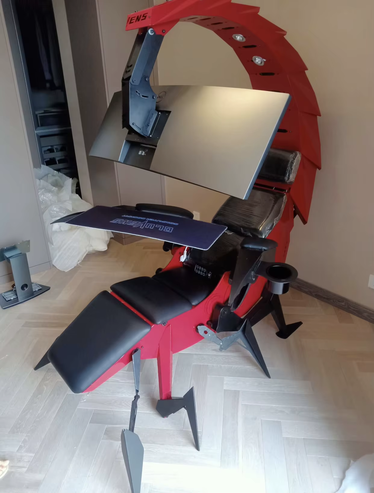 Scorpio Cockpit, Scorpion E-Sports Warehouse, Computer Space Capsule, Integrated Game Home Office Tables and Chairs