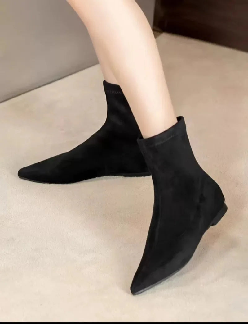 2024 Women's Flock Classic Black Ankle Boots Shoes Pointed Toe Low Heels Big Size 42 Short Boots Women Comfortable Dress Shoes