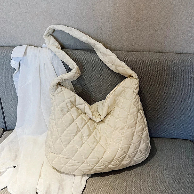 Women Large Capacity Quilted Tote Bag Winter Warm Lightweight Down Cotton Padded Plaid Shoulder Bags Underarm Bags Puffy Handbag