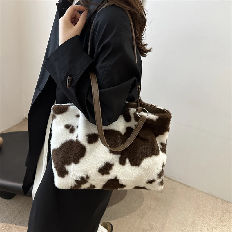 Large Capacity Shopper Bags For Women Winter Travel Tote Bag Cow Printing Plush Shoulder Bag Ladies Handbag Designer Bolsos