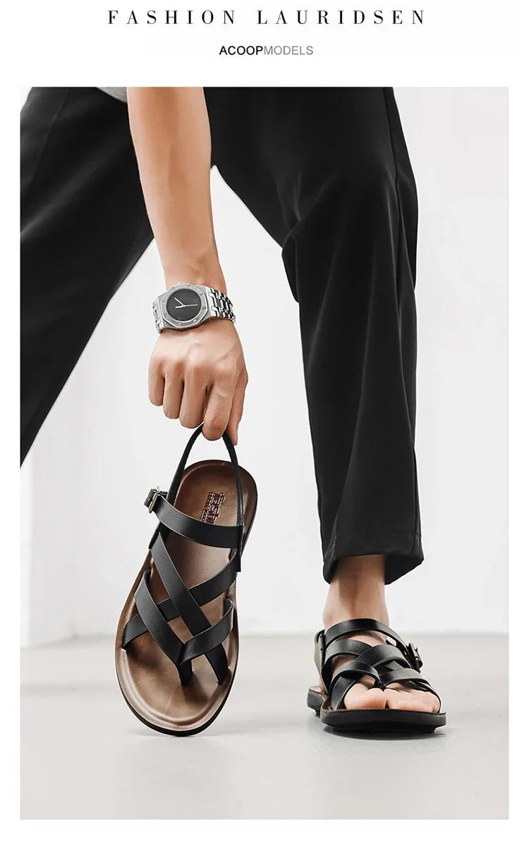 Fashion New Men Gladiators Black Buckle Strap Patent Leather Casual Shoes Summer Rome Breathable Beach Sandals Outdoor Slippers
