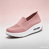 Women Slip On Air Cushion Walking Shoes Breathable Mesh Upper Platform Sneakers Non Slip Soft Sole Casual Loafers Ladies Lightweight Comfort Footwear for Daily Work Travel Outdoor Walking Nursing Shopping White Black Gray Pin