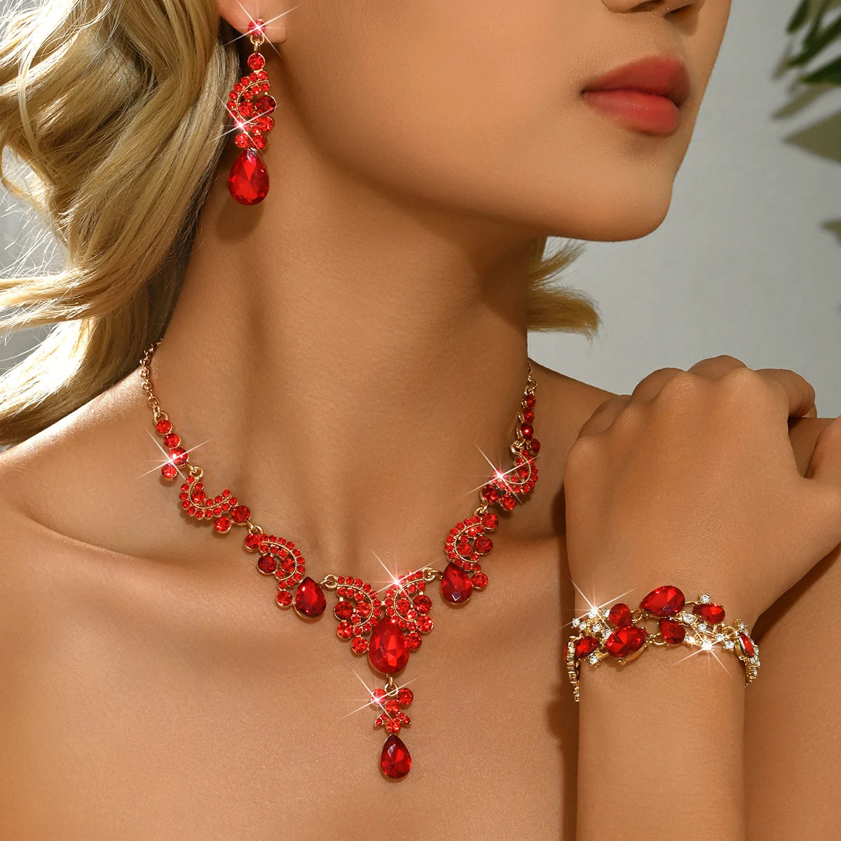 Luxury Red Crystal 3Pcs Jewelry Set Women's Gold Rhinestone Necklace Earrings Bracelet Bridal Wedding Party Accessories