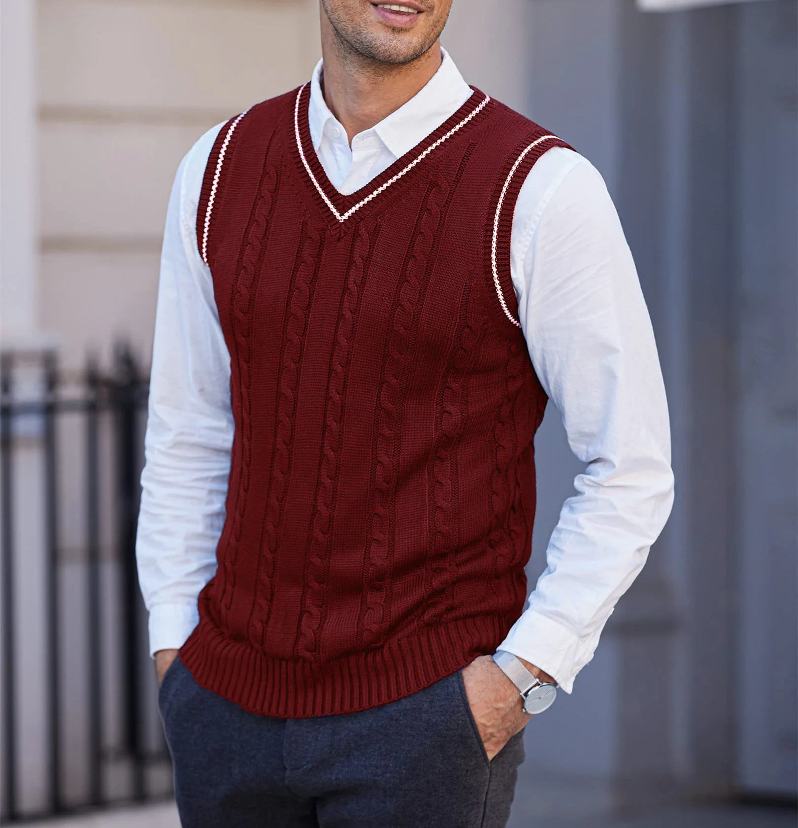 New Men's Knit V-Neck Sweater Vest Contrast Color Stripe Design Sleeveless Knitted Pullover Sweaters Men Smart Casual Waistcoats