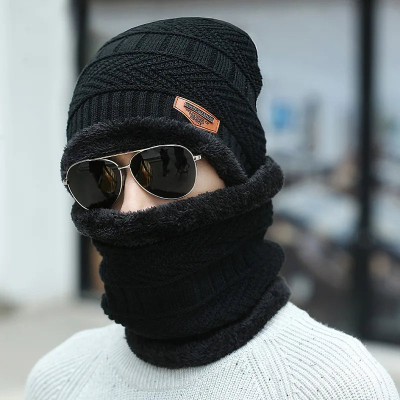 2pcs Sets Winter Warm Velvet Men Hat Scarf Gloves Set for Men and Women Girls Outdoor Riding Hat Beanies Neck Protection Scarf