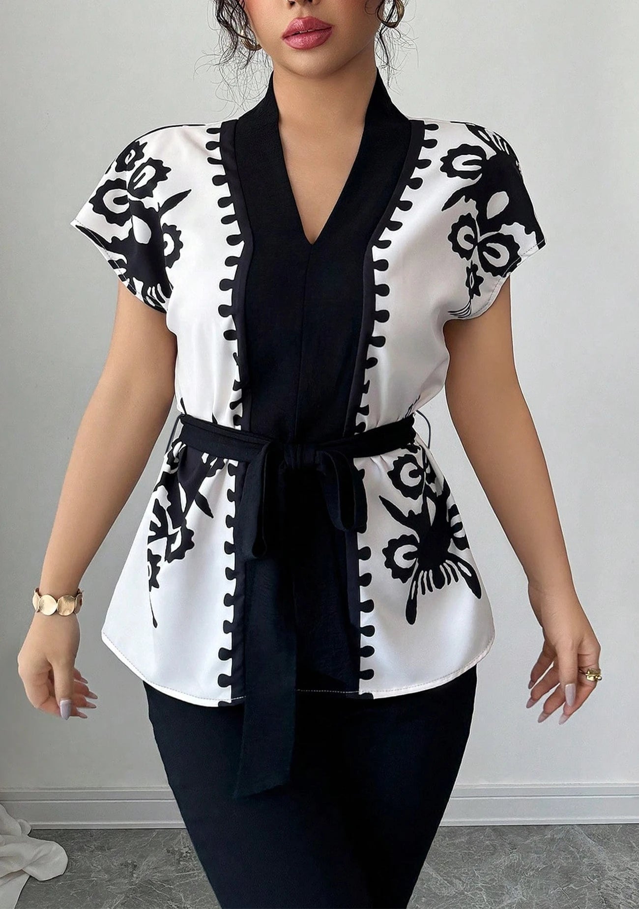 Elegant Summer Commute Floral Print Waist-Cinching Short Sleeve Top for Women Business Casual Shirt