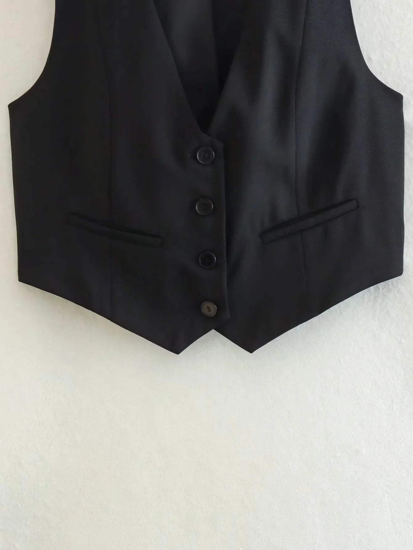HH Women Casual V-Neck Sleeveless Waistcoat Elegant Fashion Solid Single-breasted Short Vest Chic Tops Female Summer Outerwear