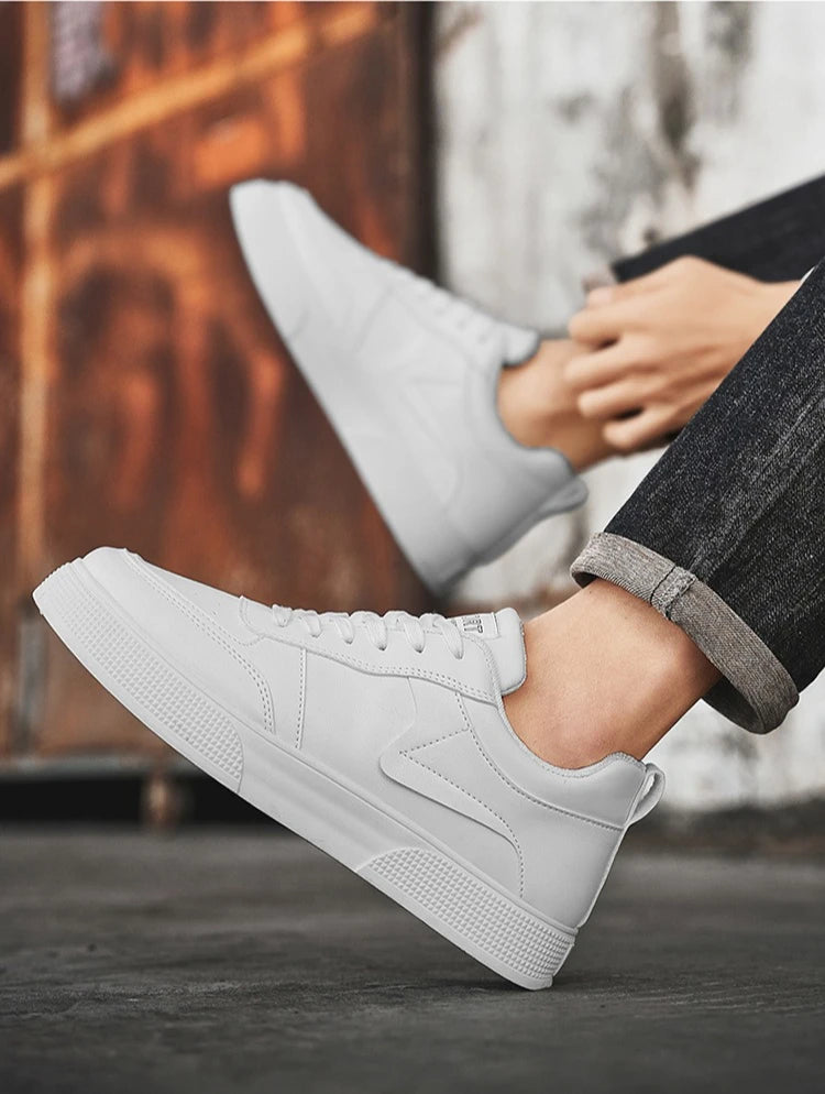 Men's Flats Shoes Luxury Men's Sneakers Spring Autumn Outdoor Sport Shoes for Men Fashion Vulcanized Shoe Tenis Para Hombre