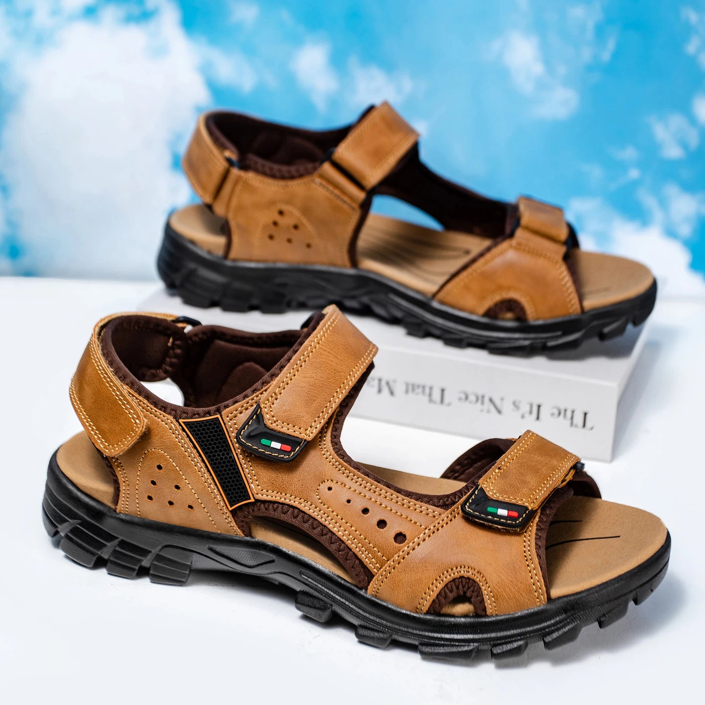 Outdoor Summer Sandals Outdoor Men's Leather Beach Shoes Breathable Casual Sandalias Man Wading Shoes Non-slip Slippers Sandaly