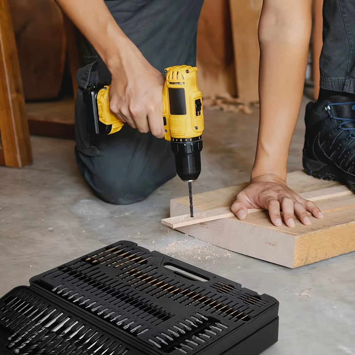 400-Piece Comprehensive Drill Bit and Screwdriver Bit Set with Storage Case, Ideal for Metal, Wood, and Masonry Applications