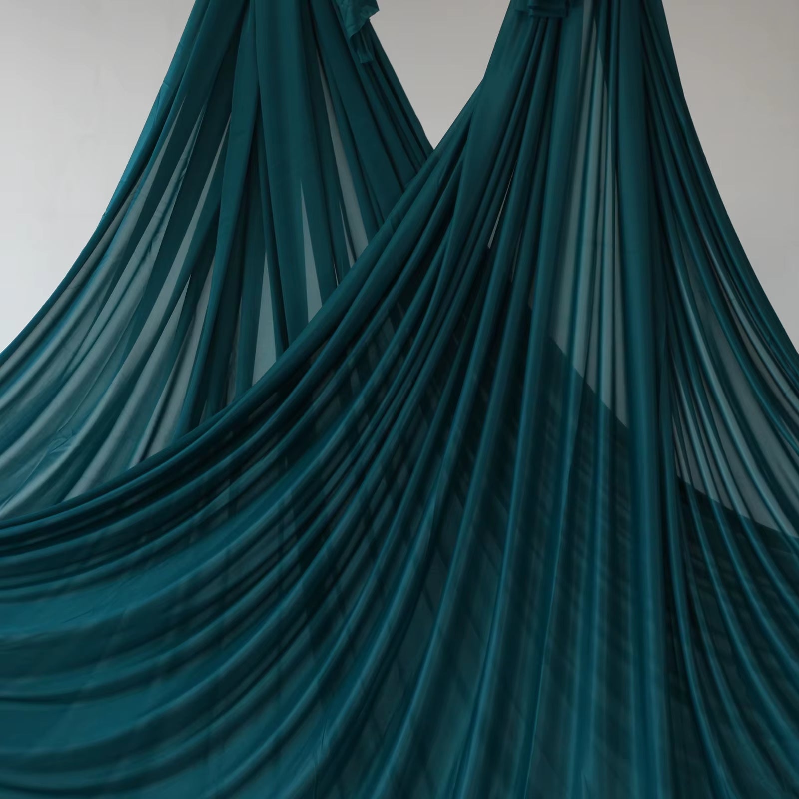 8M Aerial Silks Fabric Fitness Yoga Hammock Silk Swing GYM Home Outdoor Anti-Gravity Body Building Pilates Yoga Belt