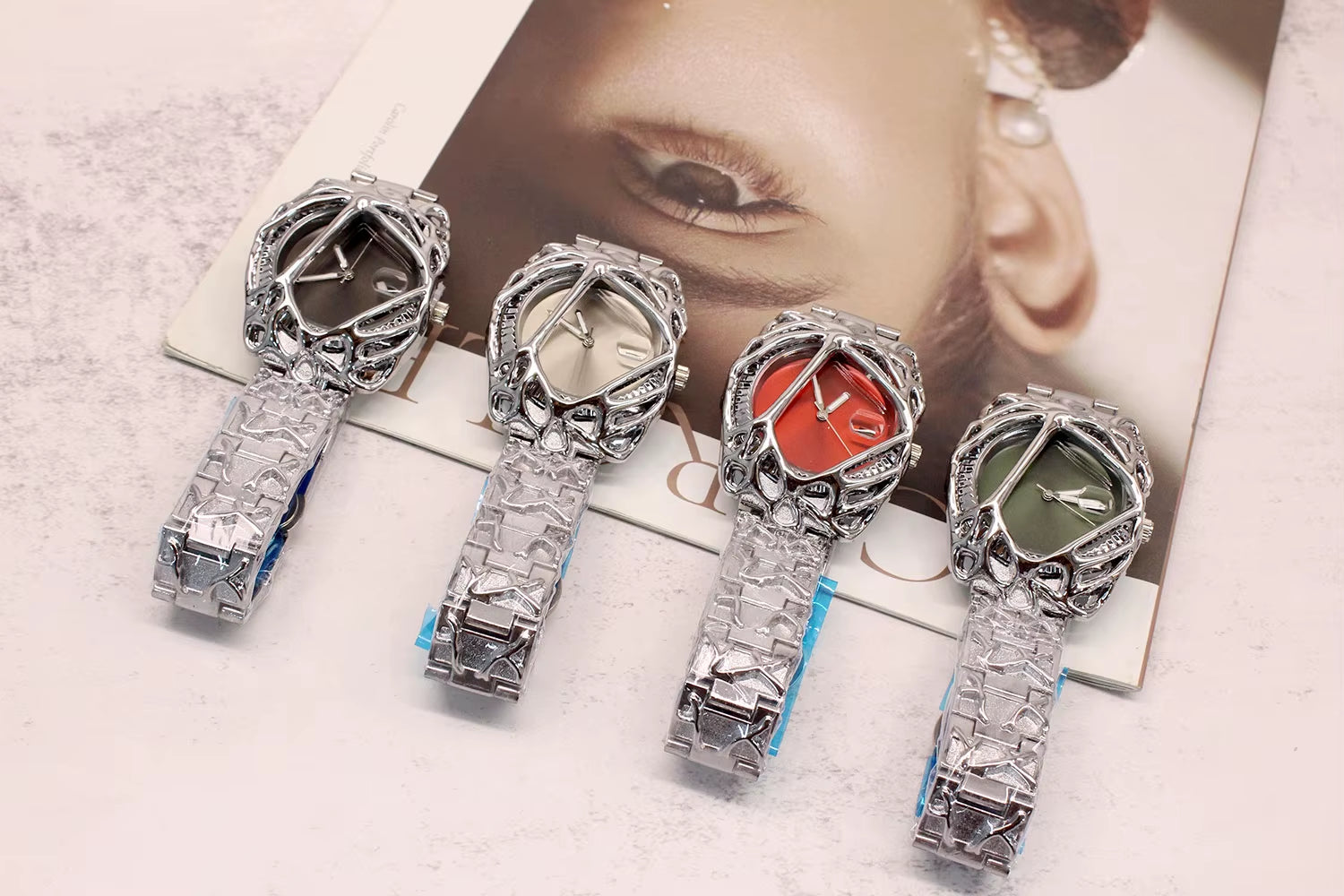 Stylish opposite Sex Vine Watch Alabaster Style Retro Y2K European American Watches Special-Shaped Advanced Ins Niche Watches